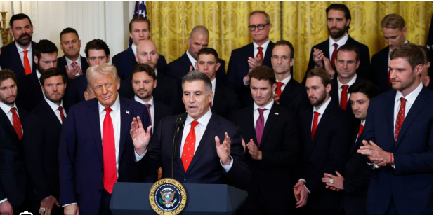 NoCo4oldmen's tweet photo. @TorontoStar Might be a Canadian or two in this photo. https://t.co/iVTSNzPU1p