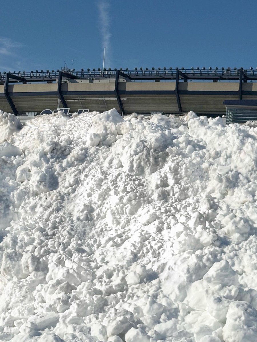 Gillette Stadium tweet media