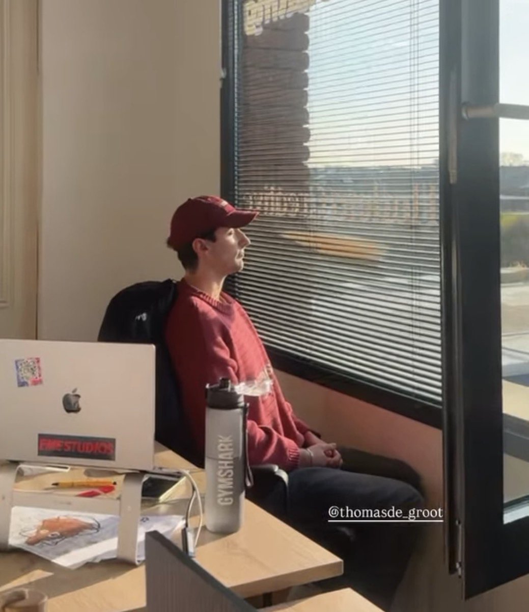 Rhode Clock tweet media