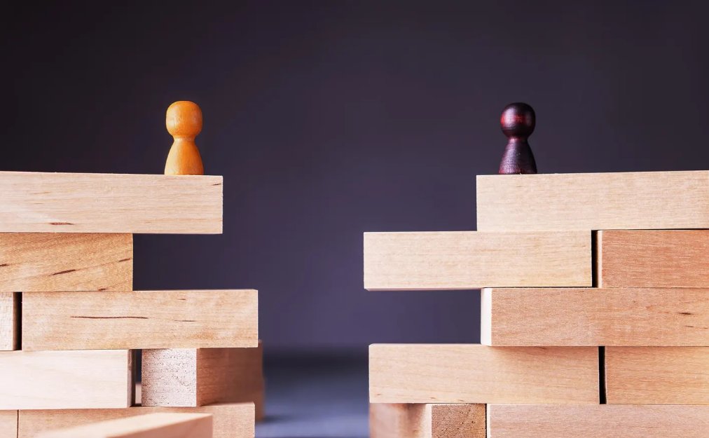 DaleCarnegie's tweet image. 💡“Employees don’t just absorb empathy through policies or handbooks, they experience it through their daily workplace interactions.” — Robert Coleman, Research at Dale Carnegie

Empathy is the #CompetitiveEdge that will close the AI adoption gap.

forbes.com/sites/mariaros…