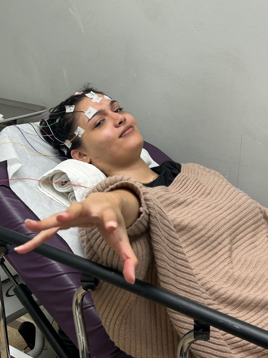 🥀 deveree tweet media