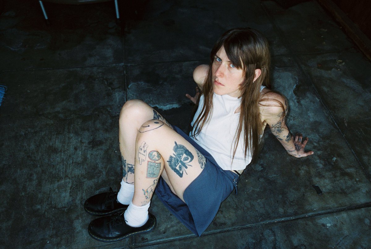 Staged Haze tweet media