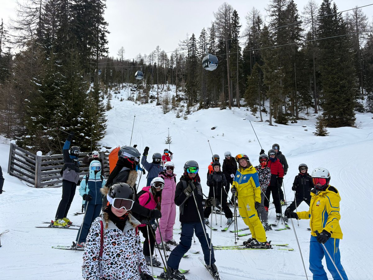 Davenant School tweet media