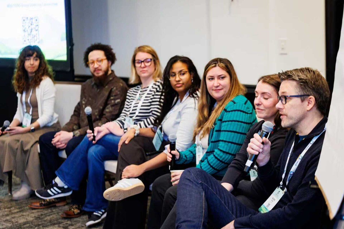 Ashley Wolf tweet media