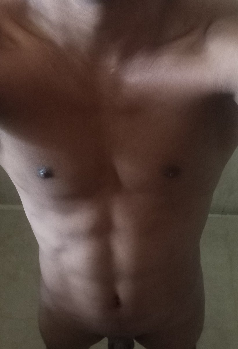 daniel551375245's tweet photo. Enjoy life

#twinks 
#boys https://t.co/fLvQlEFvci