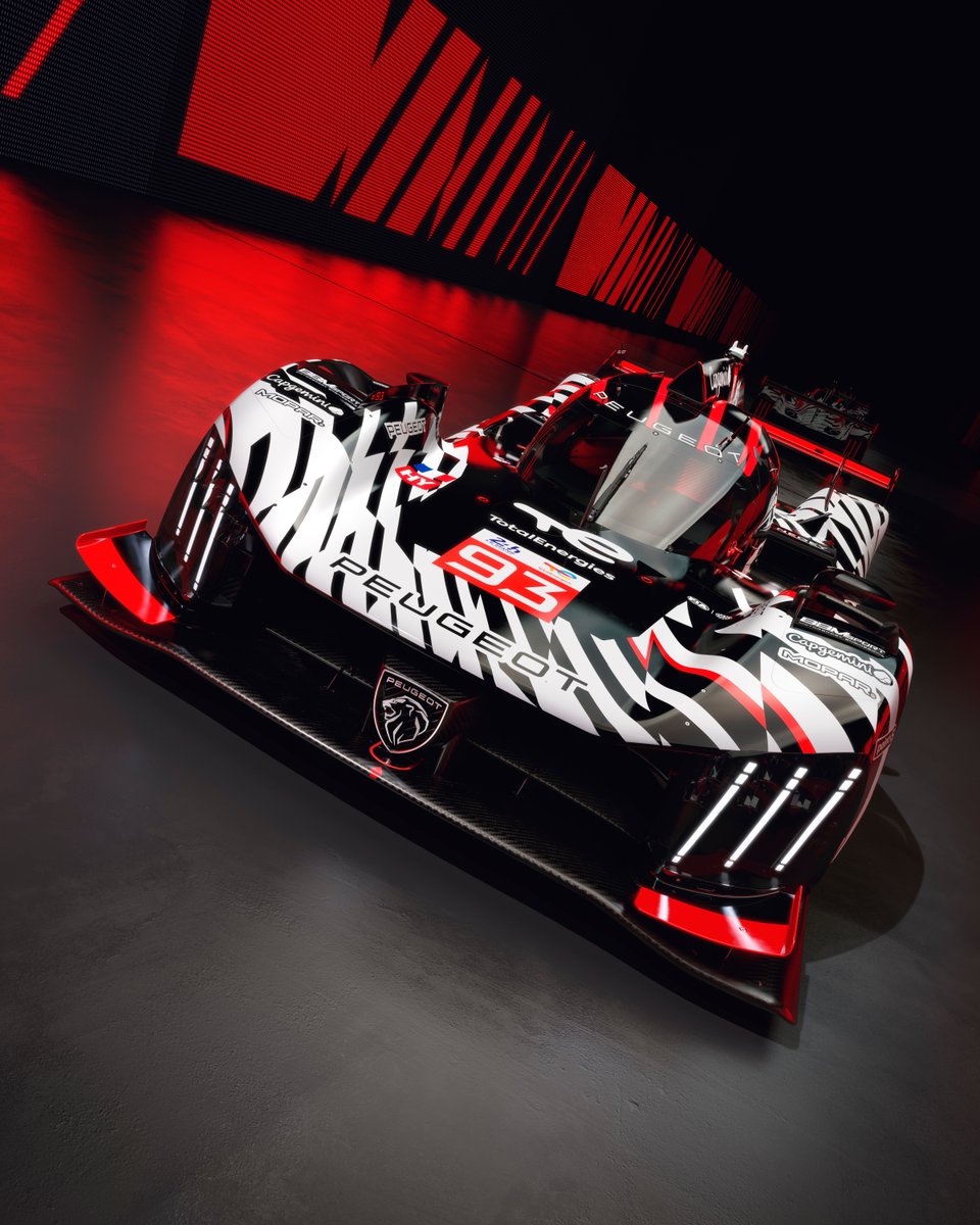 PeugeotES's tweet photo. Rojo. Blanco. Negro: comienza una nueva era para #Peugeot9X8.
El espíritu de la leyenda #PeugeotGTi, reinterpretado para la pista. https://t.co/n4PtxJvfUh