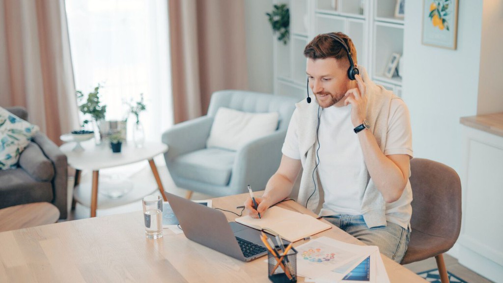 CareerReload tweet media