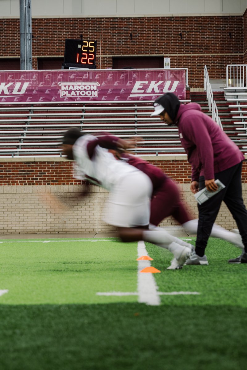 EKUFootball's tweet photo. Rain won't stop us from getting better! 💪🌧️

#E2W | #MatterOfPride https://t.co/b8UinFeRa9
