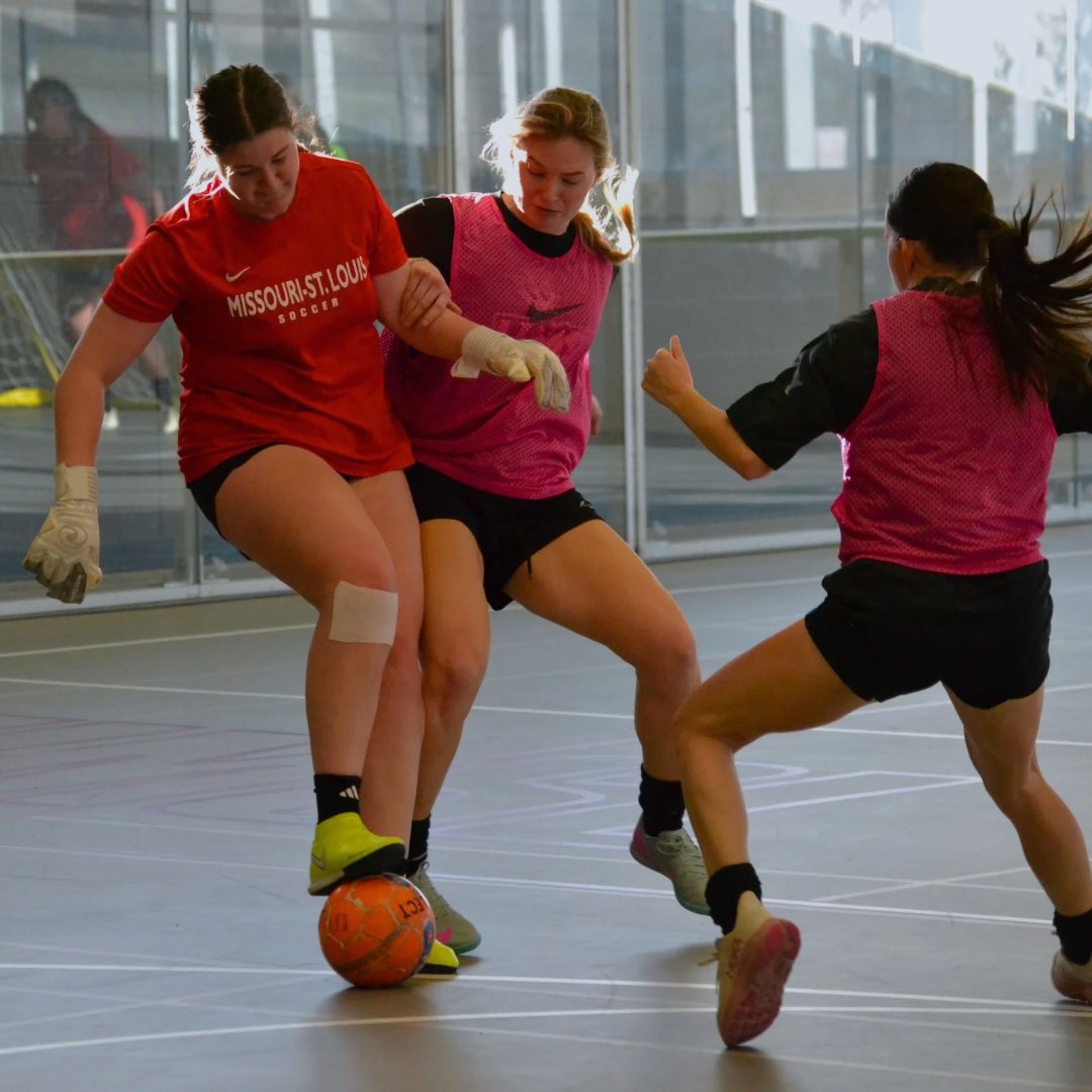 UMSL Women's Soccer tweet media