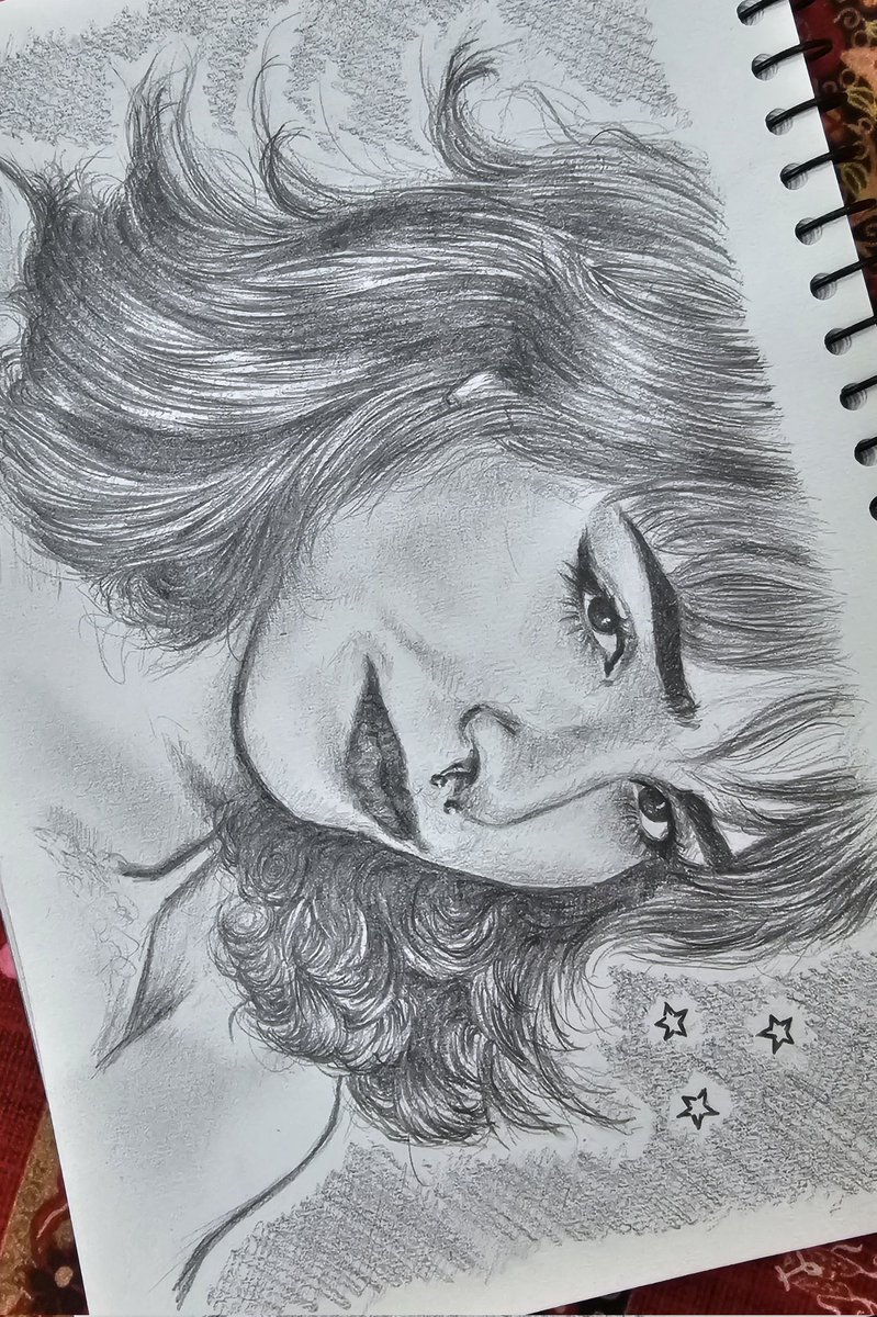 M Artist tweet media