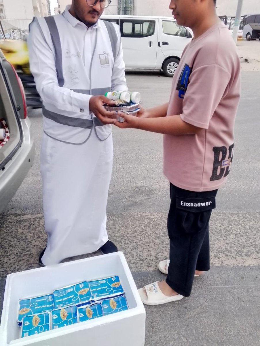 توزيع وجبات #إفطار_صائم  لليوم التاسع نسال الله ان يتقبل صيامنا وقيامنا
#رمضان_كريم