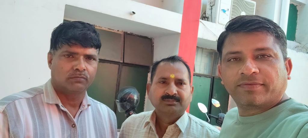 #JusticeForTeachers
<a href="/PMOIndia/">PMO India</a> 
<a href="/PMOIndia_RC/">PMO India : Report Card</a> 
<a href="/dpradhanbjp/">Dharmendra Pradhan</a> 
<a href="/CMOfficeUP/">CM Office, GoUP</a> 
<a href="/Aamitabh2/">Amitabh Agnihotri</a> 
<a href="/AmarUjalaNews/">Amar Ujala</a> 
<a href="/Live_Hindustan/">Hindustan</a> 
<a href="/bstvlive/">भारत समाचार | Bharat Samachar</a> 
<a href="/DrDCSHARMAUPPSS/">Dr Dinesh Chandra Sharma</a> 
<a href="/DraupdiMurm/">India president Draupadi Murmu</a> 
<a href="/anandibenpatel/">Anandiben Patel</a>
<a href="/jayantrld/">Jayant Singh</a>
शिक्षकों को न्याय दो। टीईटी अनिवार्यता से  मुक्त कीजिए।
काला कानून वापस लो, वापस लो, वापस लो।