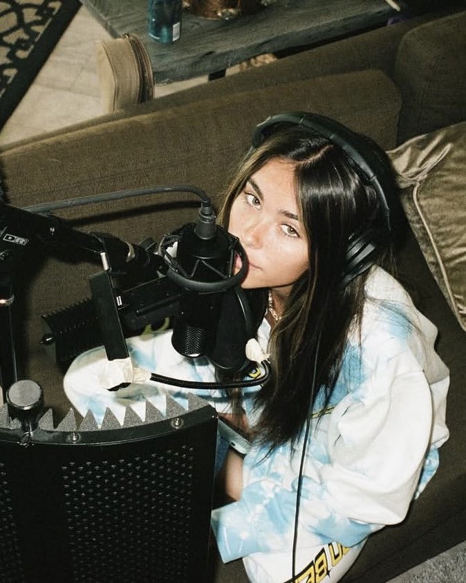 Madison Beer HQ tweet media