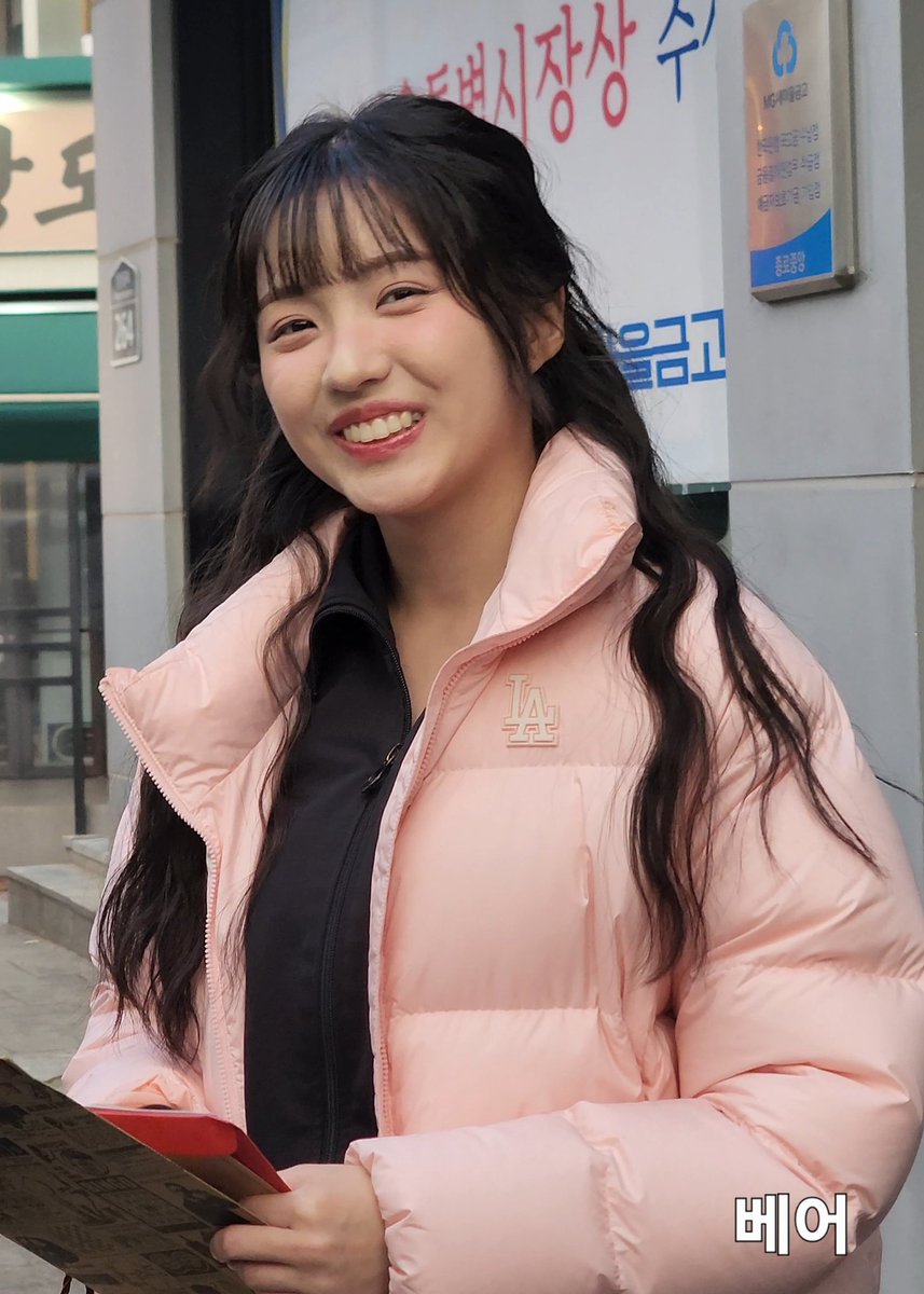 bear_yeseo0822's tweet photo. 항상 고마워요 
#강예서 #YESEO #イェソ #姜睿緖 https://t.co/9aSw1JkkYT