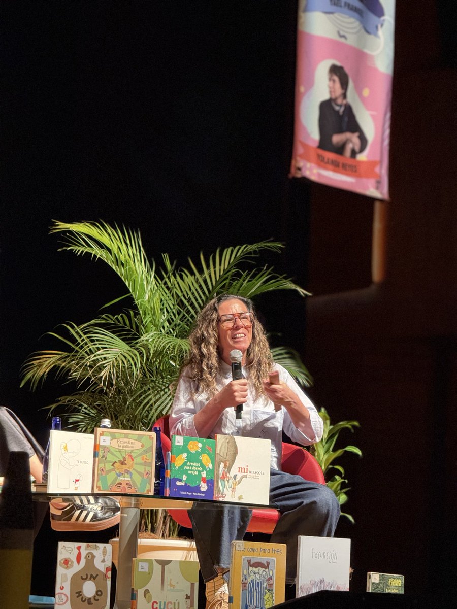 Ratón de Biblioteca tweet media