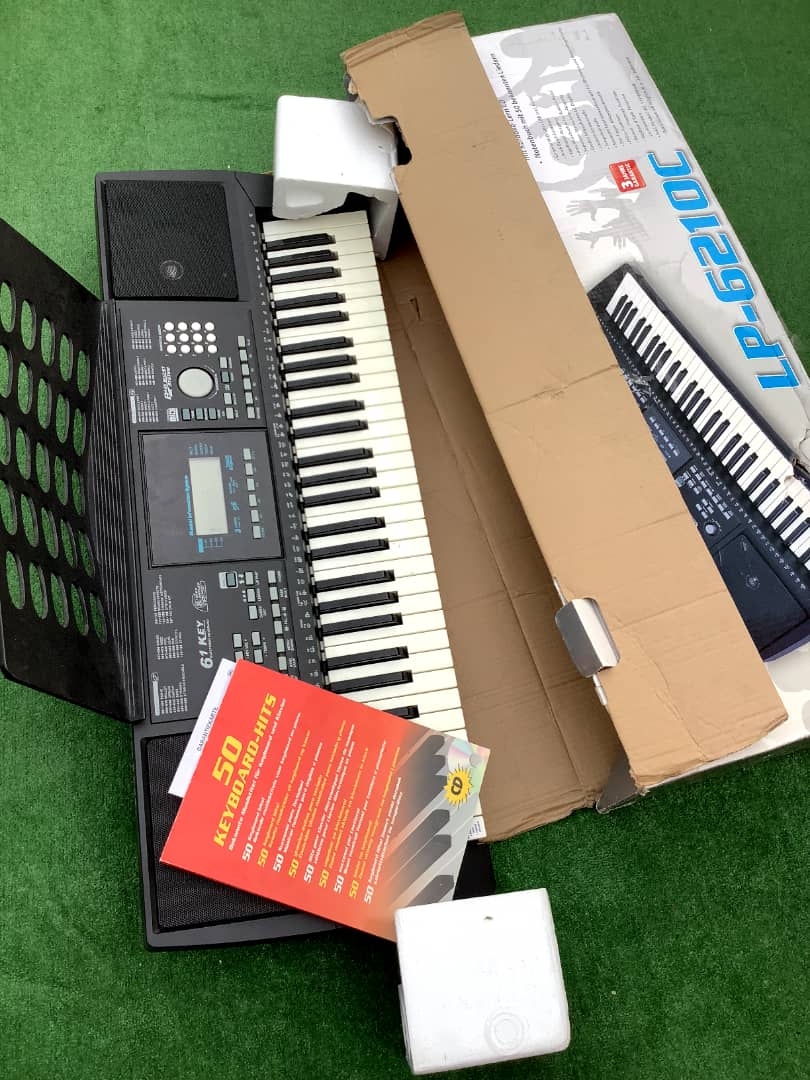UkMusicStoreNg1's tweet photo. We at Ukmusicstoreng welcome you
Feel free to reach us via call/Whatsapp @ +2347040332730
Ukmusicstoreng, Your Trusted Number One Store For Authentic &amp; Quality Gears

Victor Osimhen Eniola Badmus Peter Obi  Sharia Saskay Simi David Umahi Seyi Tunji Disu Frank Mba Edo State Sowore https://t.co/gM7yuQ0IJQ