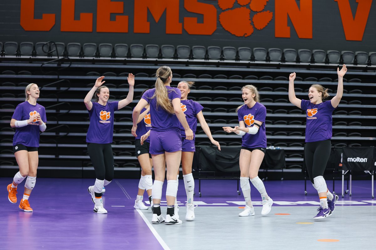 Clemson Volleyball 🏐 tweet media