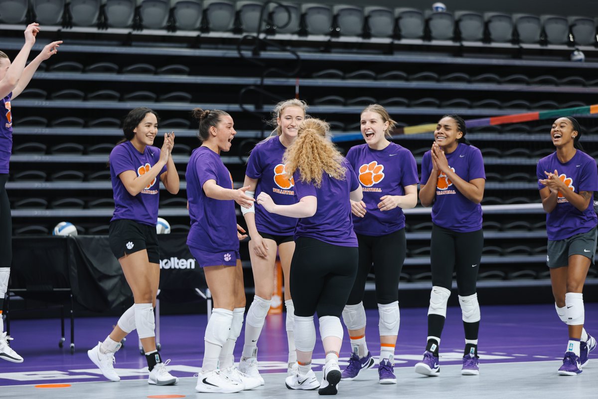 Clemson Volleyball 🏐 tweet media