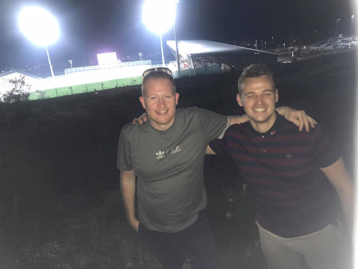 Robin Evans tweet media