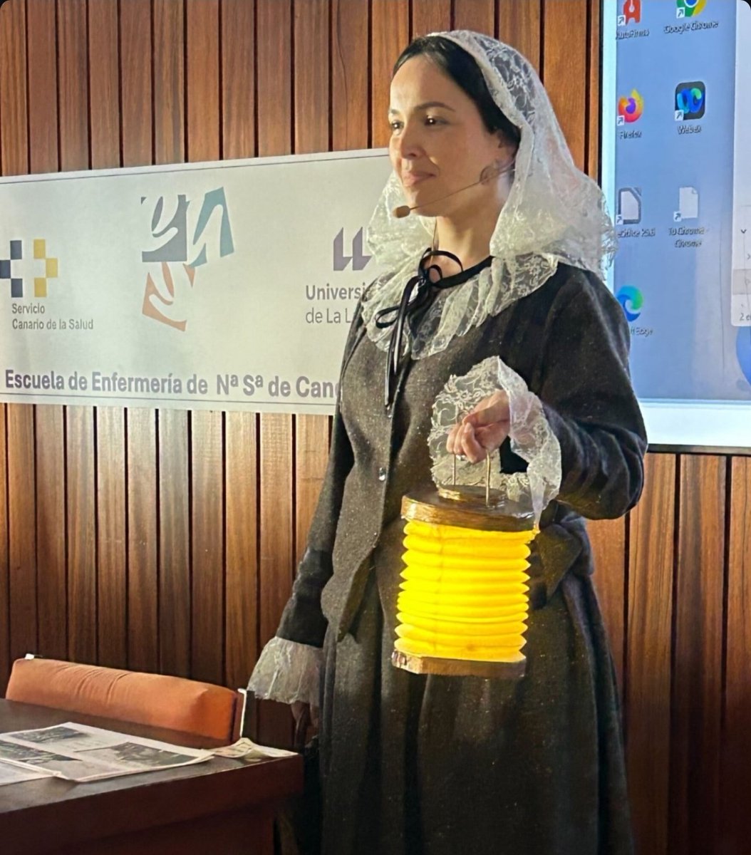 euensc1967's tweet photo. Visita de Florence Nightingale, la dama de la lámpara al alumnado de 2° de grado.

"Lo importante no es lo que nos hace el destino, sino lo que nosotros hacemos de él". 🤲🏼🪔

#Enfermería #FlorenceNightingale #EUENSC https://t.co/paMY85OGLo