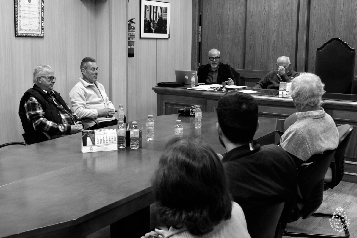 ConsejoHB's tweet photo. Actuaciones del #CHB de estas últimas semanas:

👁️👁️❗️ #InspeccionesOculares
🗣️🤝 #ActosdeConciliacion

#PatrimonioInmaterial #TribunalConsuetudinario https://t.co/hoSnVXJ16n