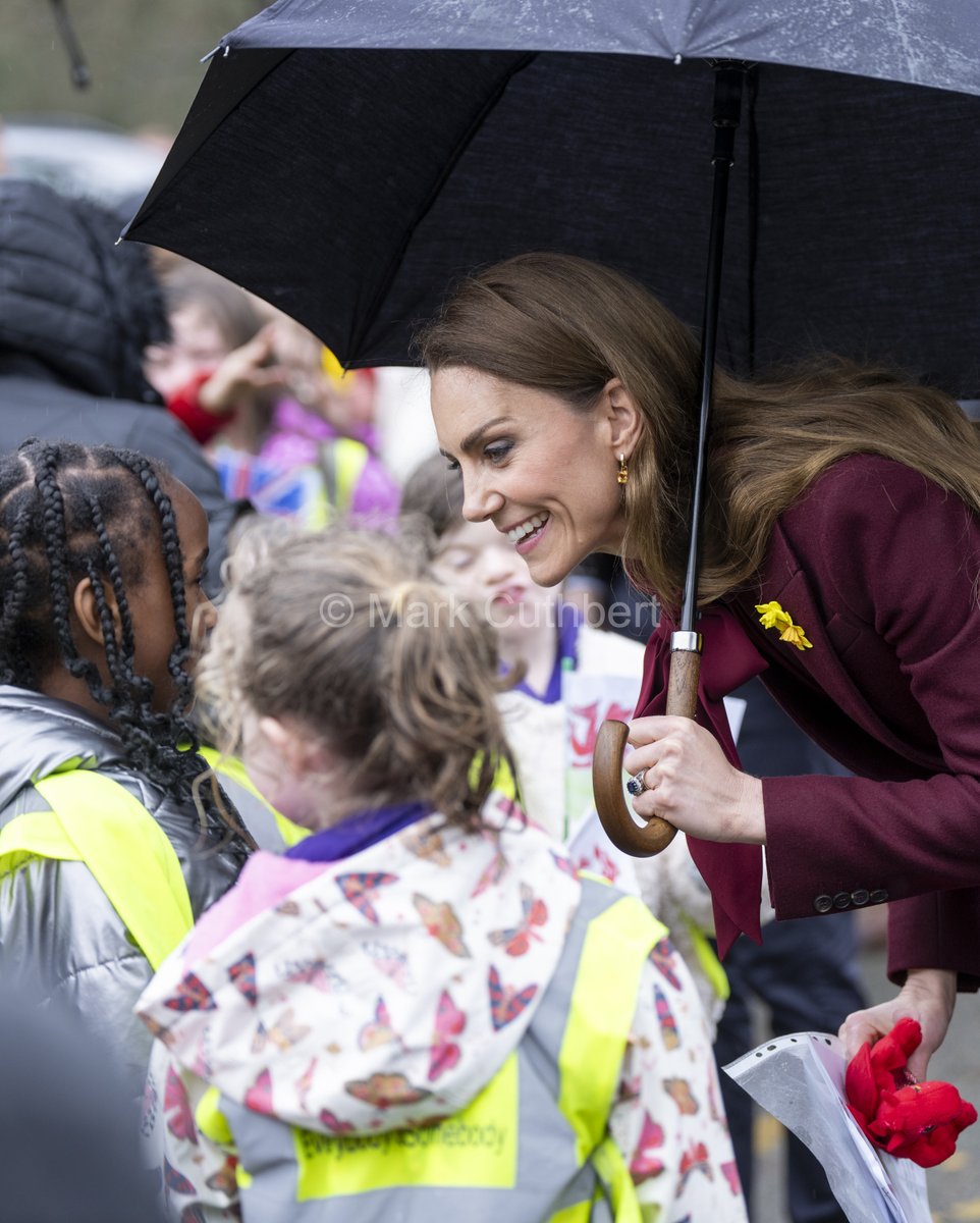 markacuthbert's tweet image. Prince William, Prince of Wales &amp;amp; Catherine, Princess of Wales visit Oriel Davies, a public contemporary art gallery in Newtown, Powys in Wales. #royal #royals #PrincessofWales #katemiddelton #PrinceofWales  #princesskate #newtown