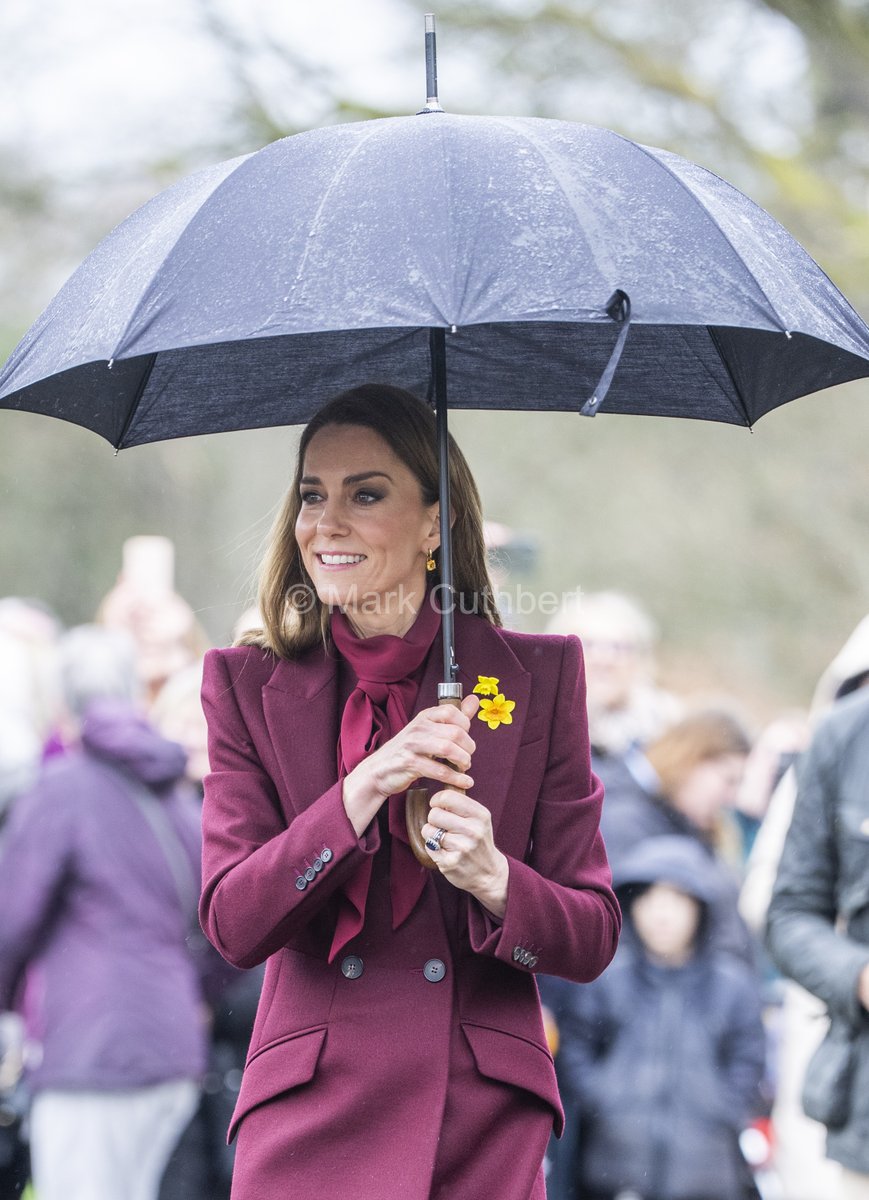 markacuthbert's tweet image. Prince William, Prince of Wales &amp;amp; Catherine, Princess of Wales visit Oriel Davies, a public contemporary art gallery in Newtown, Powys in Wales. #royal #royals #PrincessofWales #katemiddelton #PrinceofWales  #princesskate #newtown