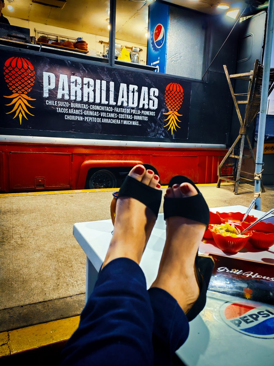 ConsyJoss tweet media