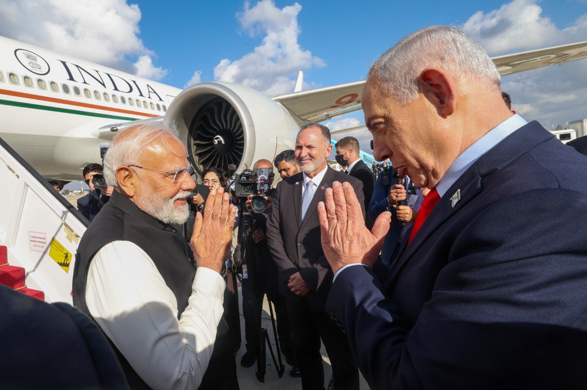 BJP4India's tweet photo. Israeli Prime Minister Netanyahu and his wife extended a warm farewell to PM Modi at Tel Aviv airport as he departed for India, marking the conclusion of a successful and productive two-day visit to Israel. 

Heartwarming visuals from the airport ⬇️ https://t.co/URurfQtg8p
