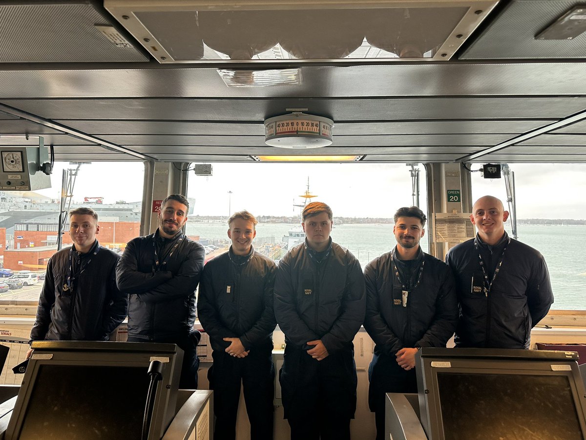 HMS Trent tweet media