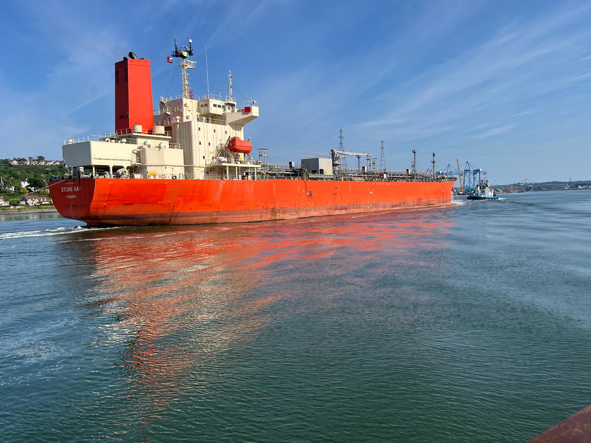 PortofCork's tweet photo. Our #VesseloftheWeek is Store Bay. A tanker sailing under the flag of PANAMA.
Her length overall (LOA) is 175 meters and her width is 28 meters.
๐ธ Cork Harbour Cruises https://t.co/4GXq5bpvH2