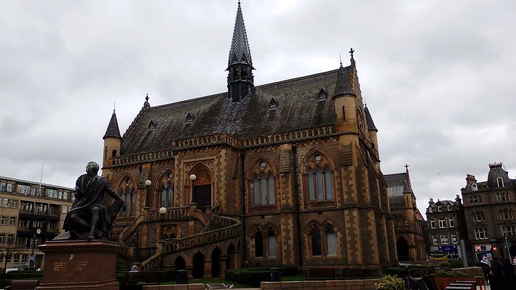 JamesMunro5's tweet image. The McManus, #Dundee's municipal museum and gallery. Familiar Gilbert Scott architecture there.