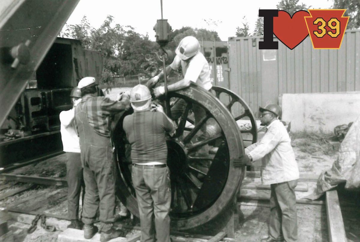 Steam Up LIRR 39 tweet media