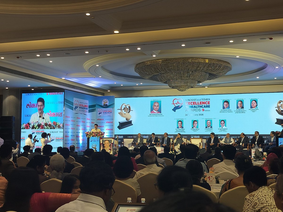amitgheda's tweet photo. Had d opportunity to attend d 5th Edition of "Excellence in Healthcare Award" organised by @LokmatTimes_ngp. As always, under d guidance n leadership of @vijayjdarda ji, d event was excellently organised wit utmost hospitality extended by d lokmat family. Hon Governer https://t.co/l9rEV5QyYI