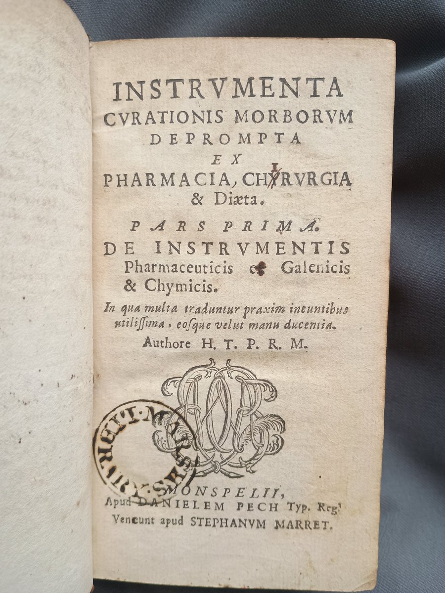 Marsh's Library tweet media