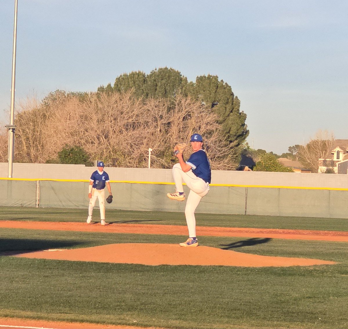 colineick2026's tweet image. Looking forward to my senior year of varsity basebal ⚾

Let's go @CrismonBaseball

@AZSandlot 
@crismonbaseball
@BUuncommitted
#uncommitted2026 #shortstop #2ndbase #pitcher #CollegeBaseball #NCAAbaseball #NAIAbaseball #NJCAAbaseball
#flatgroundapp