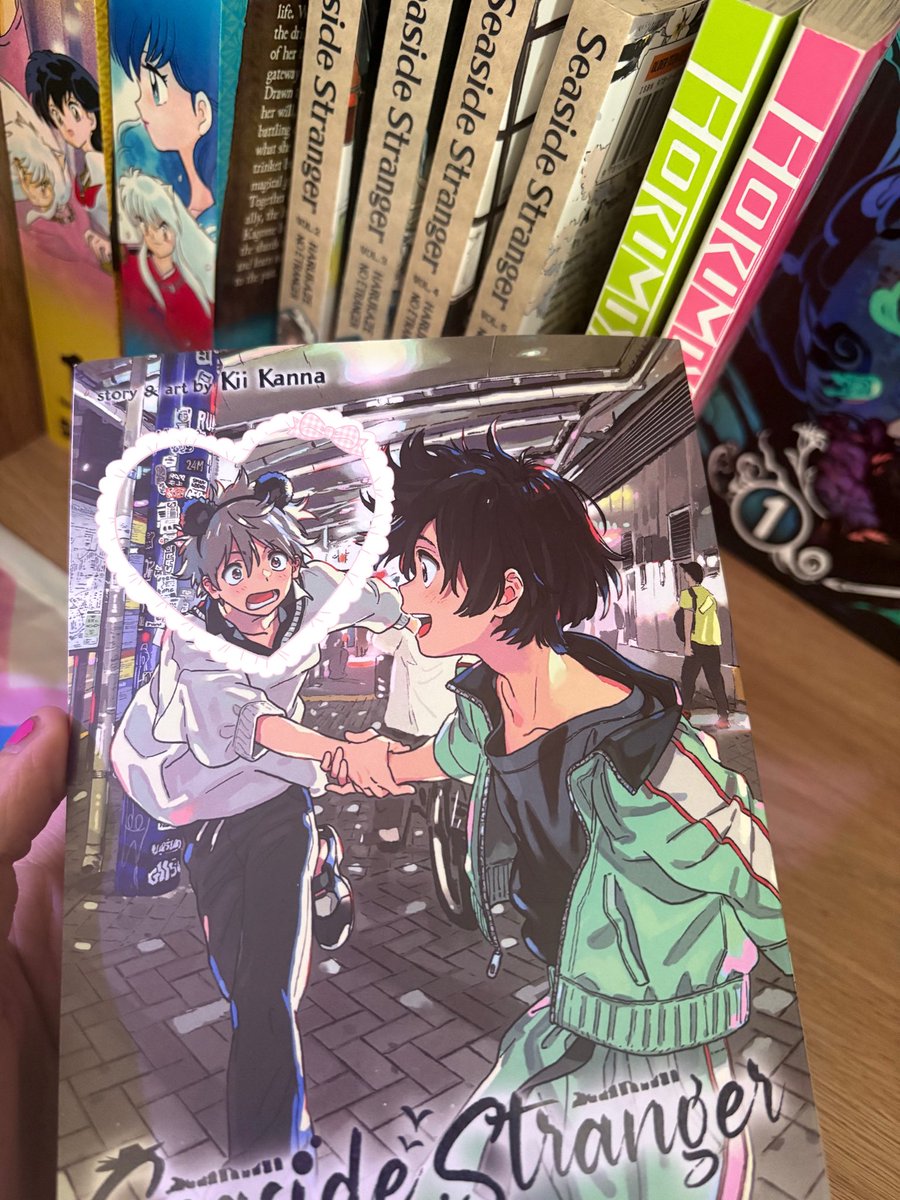 i recently got volume 6 of seaside stranger (it's so rare to find out in the wild) i forgor how much i kin this bitch fr