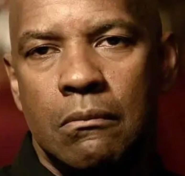 I'll rewind a show bc I was in my
phone, look back down and miss it
again