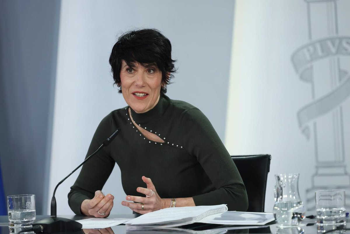 Act_Economica's tweet photo. El gasto mensual en pensiones ha subido un 53% desde 2018: las nuevas altas de jubilación rozan ya los 2.000 euros https://t.co/DcuTBQ0JIj https://t.co/AoWD3KU45b