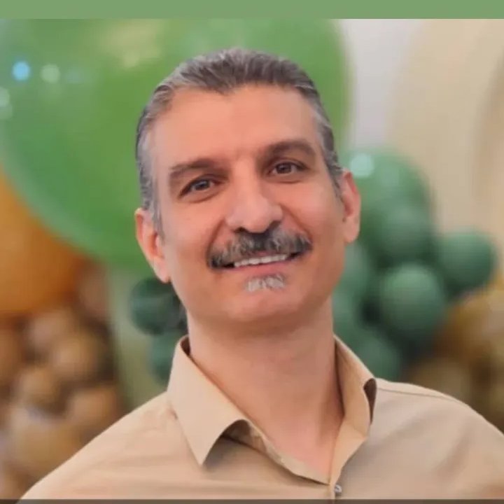 corrrdeliiiaaa's tweet photo. لبخندهایی که جمهوری اسلامی آنها را کشت.
#محمدمهدی_فتحی https://t.co/unDOX4Axj4
