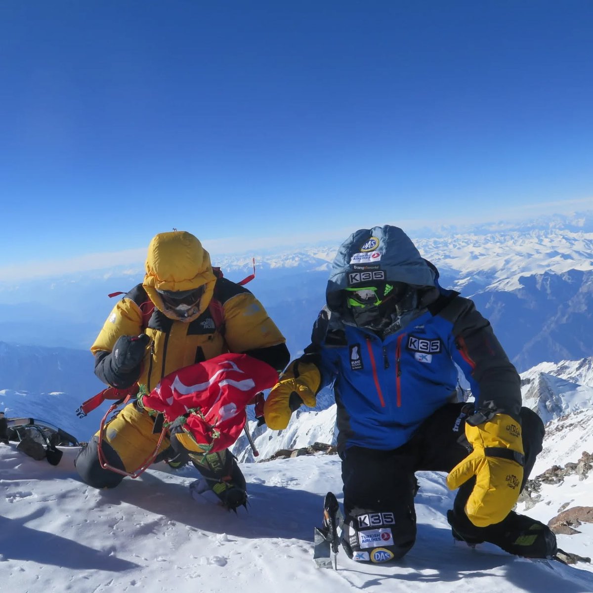 Alex Txikon tweet media