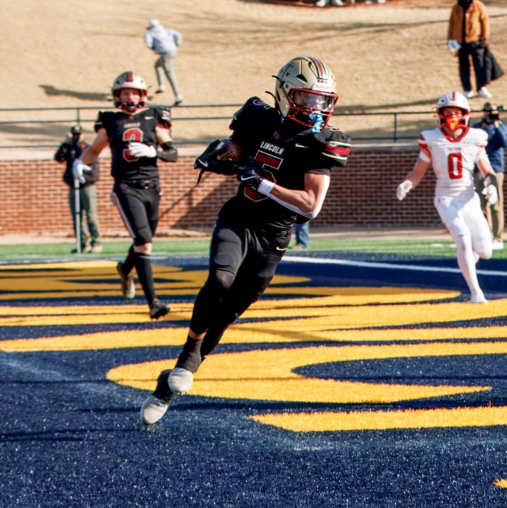 Lincoln Christian Football tweet media