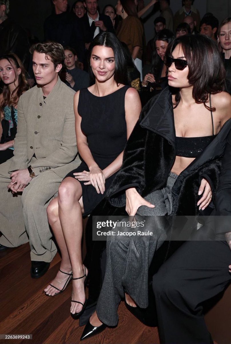 da un lato una star internazionale, dall’altro kendall jenner