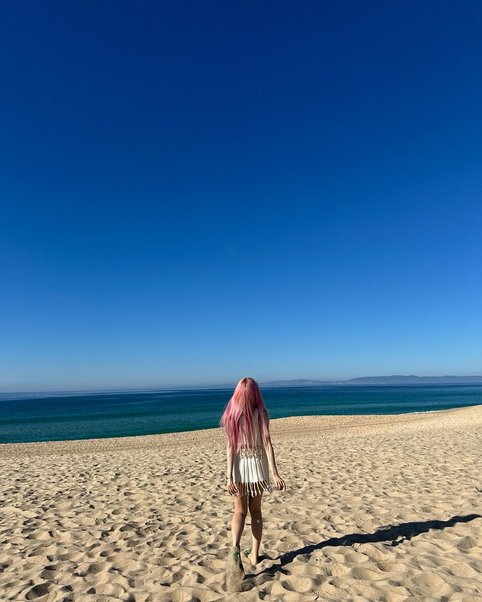 Giselle. tweet media