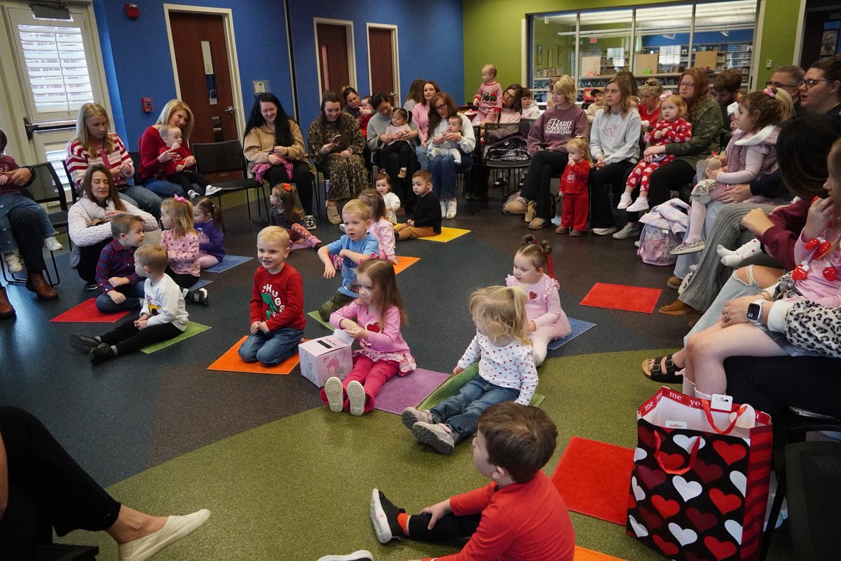 Laurel Library tweet media