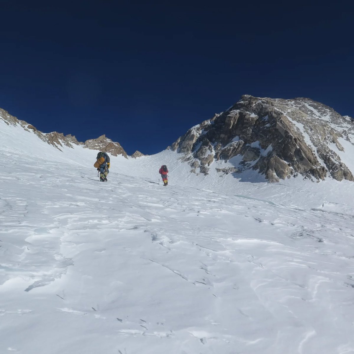 Alex Txikon tweet media