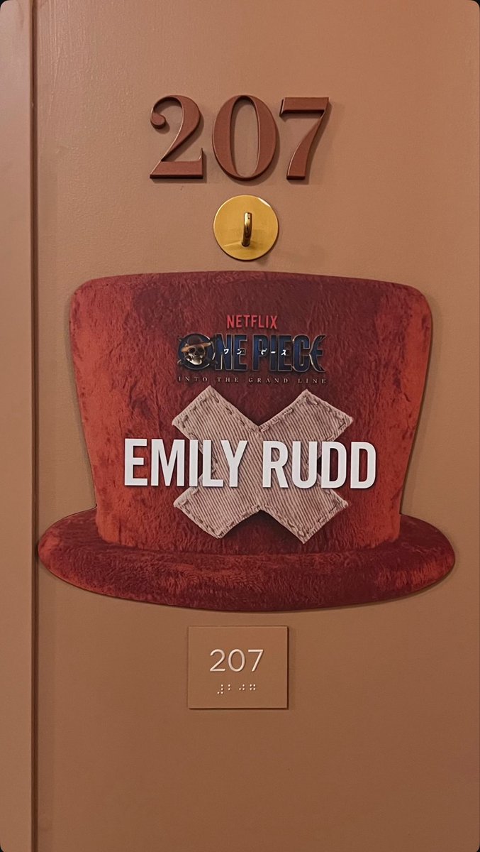 フィラ 🍉 tweet media