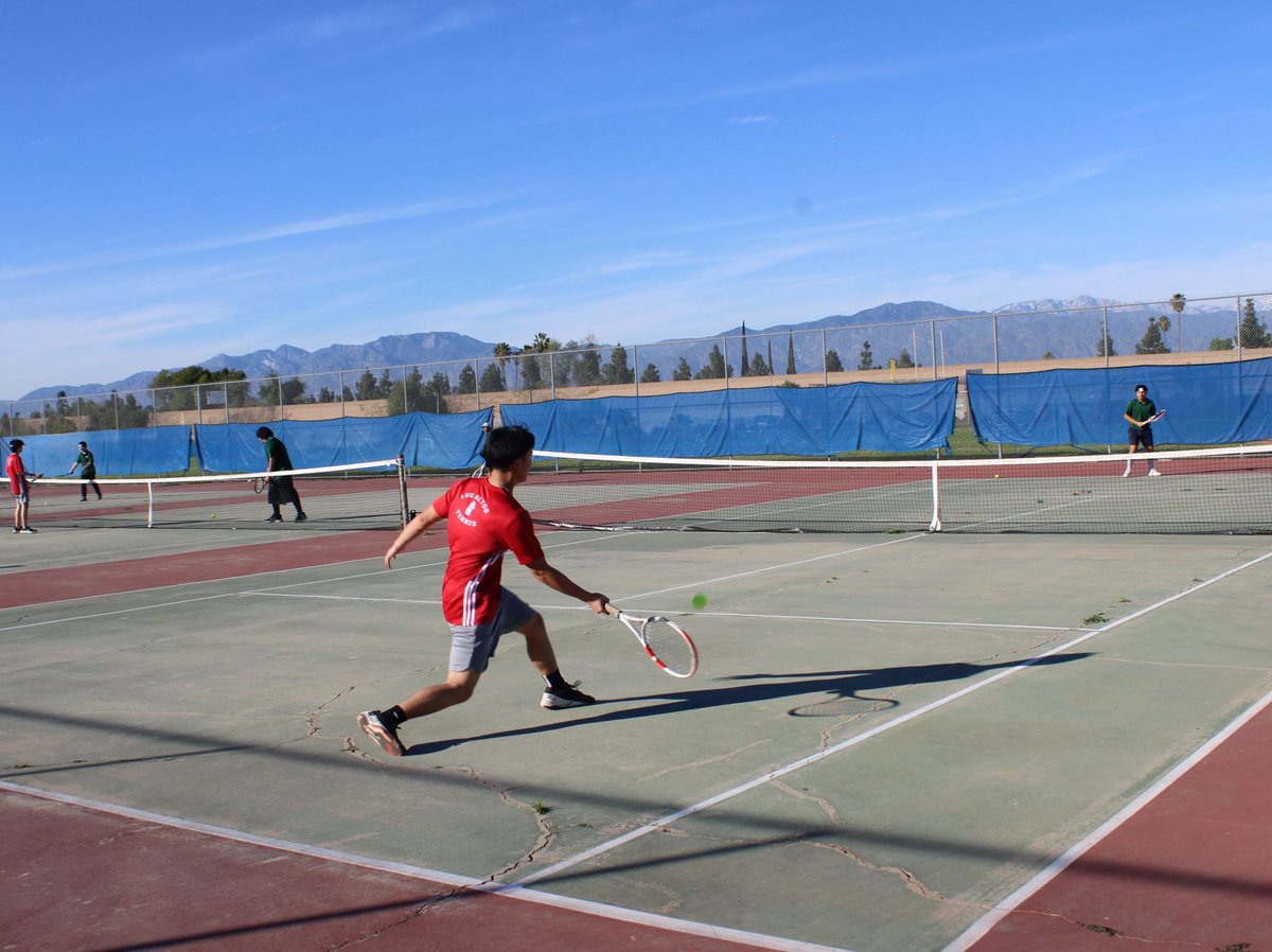 LAHS Conquerors tweet media