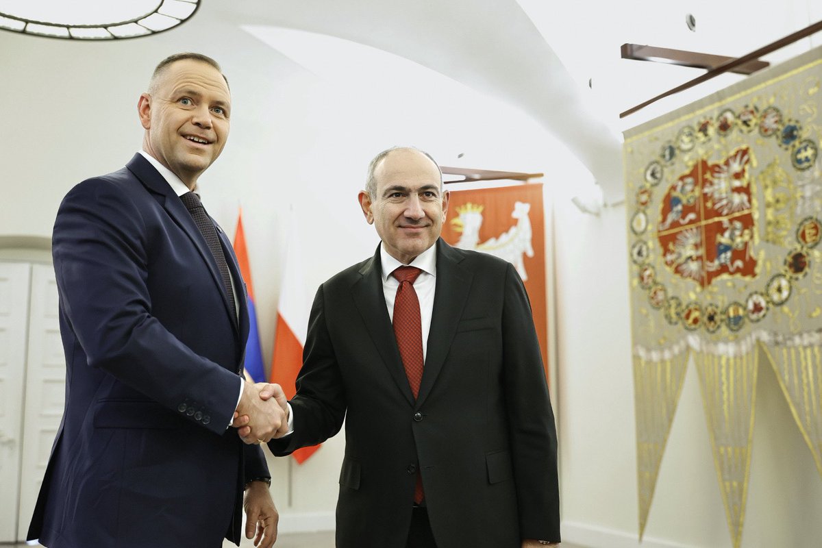 Nikol Pashinyan tweet media