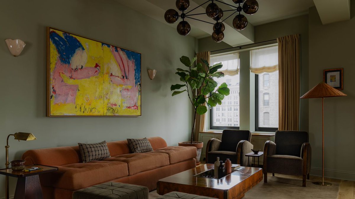 How Jesse Johnson Made an Apartment in ‘Mad’ Magazine’s Former SoHo Office Feel Like a Plush City Refuge dlvr.it/TR9yRx